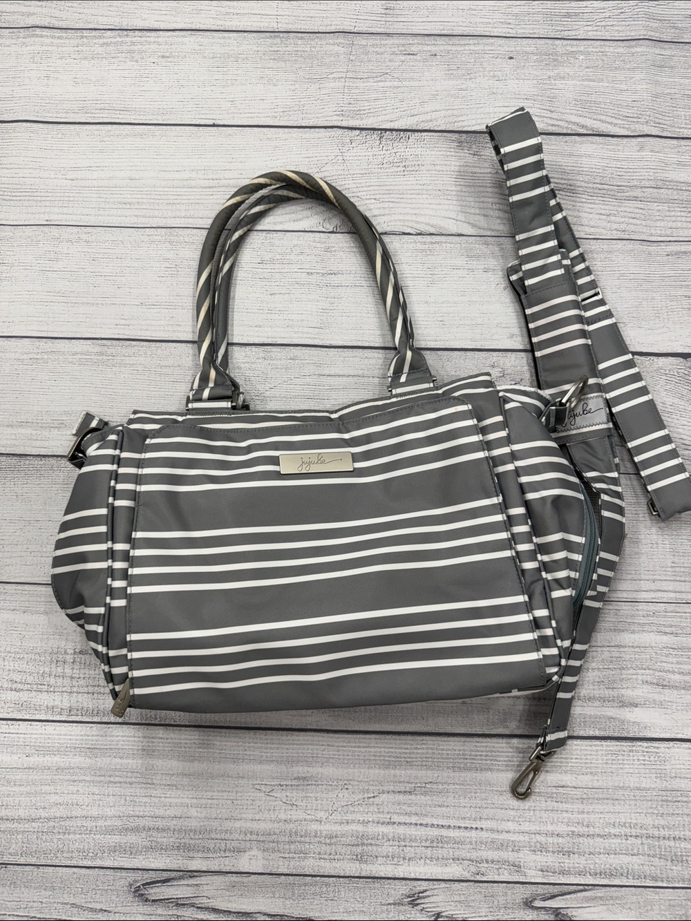 Ju-Ju-Be Gray White Striped Convertible Diaper Bag with Shoulder Strap